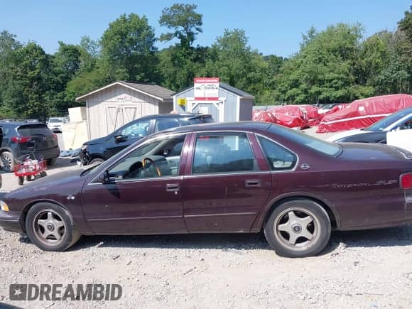 1995 Chevrolet Caprice с VIN 1G1BL52P2SR112233, выставлен на аукционе IAAI как лот 42957694 с пробегом 180 343 миль миль и . История ставок и продаж доступна на DreamBid. Изображение 13.