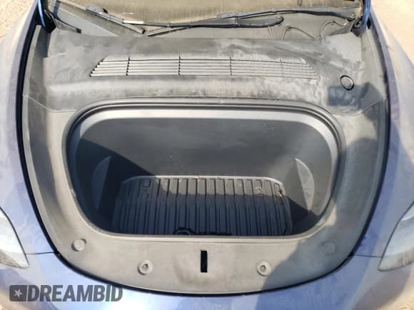 ✅ 2023 Tesla Model Y Long Range • VIN: 7SAYGDEE2PF714267 • Lot: 80869715. Listed on Copart with 35,147 mi. Free auction sales archive from the USA and detailed vehicle history report at DreamBid. Image 11.