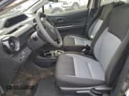 ✅ 2019 Toyota Prius L • VIN: JTDKDTB31K1624957 • Лот: 92352425. Опубликован ранее на Copart с пробегом 80 532 миль. Бесплатный доступ к архиву аукционных продаж из США и подробный отчёт об истории автомобиля на DreamBid. Изображение 7.