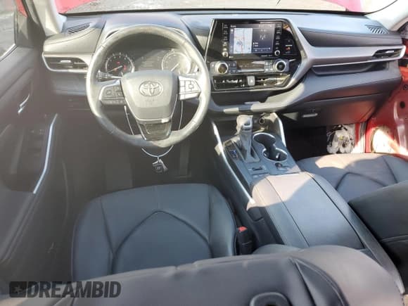 ✅ 2020 Toyota Highlander XLE • VIN: 5TDHZRBH1LS010893 • Лот: 82662815. Опубликован ранее на Copart с пробегом 51 662 миль. Бесплатный доступ к архиву аукционных продаж из США и подробный отчёт об истории автомобиля на DreamBid. Изображение 8.