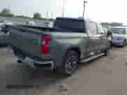 2022 Chevrolet Silverado 1500 LT z VIN 3GCPWCED4NG132191, wystawiony jako IAAI lot #42050267 z przebiegiem 63 795 mil mil oraz . Historia ofert i sprzedaży dostępna na DreamBid. Obrazek 4.