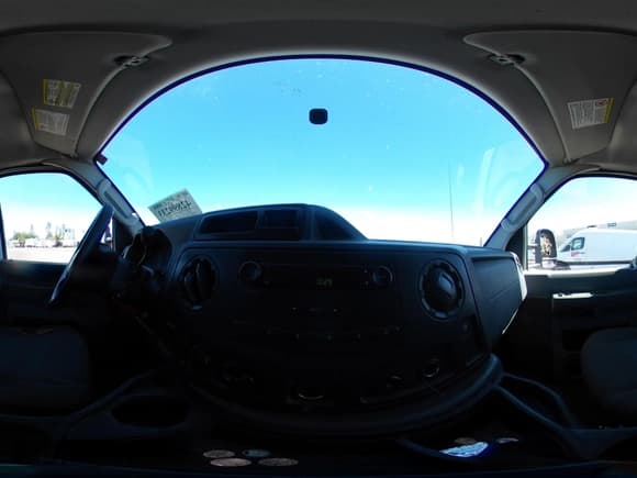 ✅ 2013 Ford Econoline Cargo Commercial • VIN: 1FTNE1EW2DDA61844 • Lot: 42899233. Wystawiony na IAAI z przebiegiem 129 300 mil. Bezpłatny archiwum sprzedaży aukcyjnych z USA i szczegółowy raport historii pojazdu na DreamBid. Zdjęcie 23.