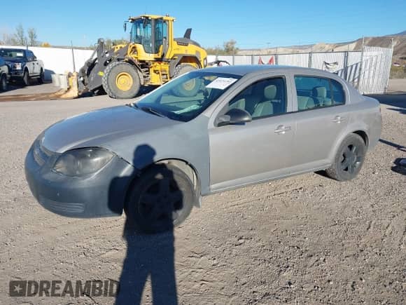 2008 Chevrolet Cobalt LS с VIN 1G1AK58F187316717, выставлен на аукционе IAAI как лот 43474793 с пробегом Не указан миль и . История ставок и продаж доступна на DreamBid. Изображение 2.