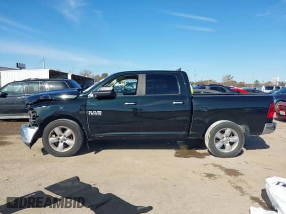 2017 Ram 1500 SLT с VIN 1C6RR7LT0HS822316, выставлен на аукционе IAAI как лот 41228401 с пробегом 220 542 миль миль и . История ставок и продаж доступна на DreamBid. Изображение 14.