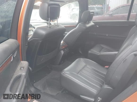 ✅ 2006 Mercedes-Benz R 5.0L • VIN: 4JGCB75E36A016499 • Lot: 42926824. Wystawiony na IAAI z przebiegiem 241 362 mil. Bezpłatny archiwum sprzedaży aukcyjnych z USA i szczegółowy raport historii pojazdu na DreamBid. Zdjęcie 8.