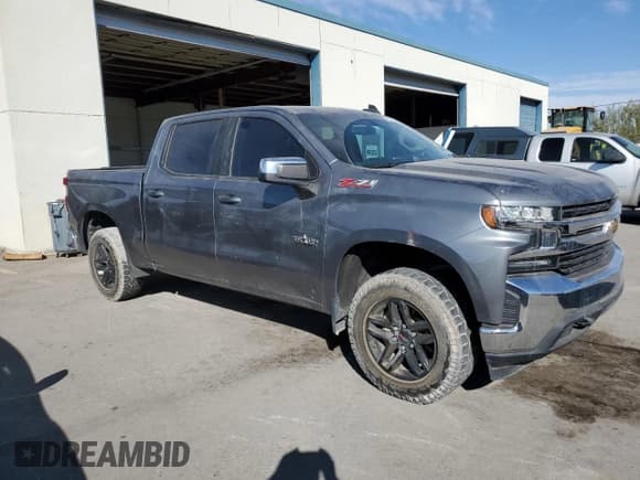 ✅ 2020 Chevrolet Silverado 1500 LT • VIN: 3GCUYDED4LG384524 • Lot: 78381994. Wystawiony na Copart z przebiegiem 66 700 mil. Bezpłatny archiwum sprzedaży aukcyjnych z USA i szczegółowy raport historii pojazdu na DreamBid. Zdjęcie 4.