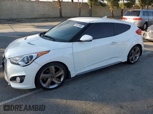✅ 2013 Hyundai Veloster Turbo • VIN: KMHTC6AE8DU158906 • Lot: 88074985. Wystawiony na Copart z przebiegiem 183 435 mil. Bezpłatny archiwum sprzedaży aukcyjnych z USA i szczegółowy raport historii pojazdu na DreamBid. Zdjęcie 1.