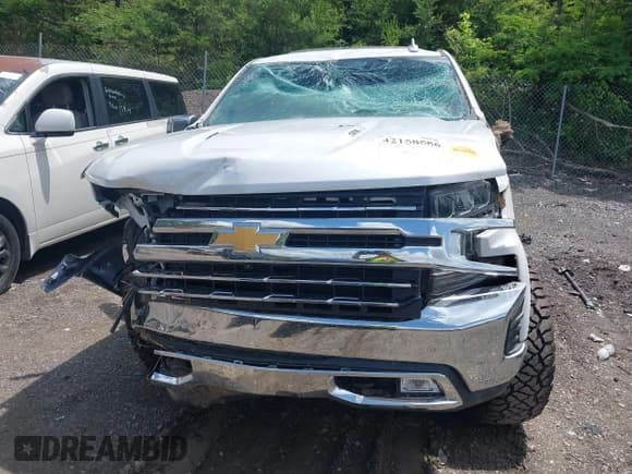 ✅ 2020 Chevrolet Silverado 1500 LTZ • VIN: 1GCUYGEL6LZ281209 • Lot: 42158586. Wystawiony na IAAI z przebiegiem 13 940 mil. Bezpłatny archiwum sprzedaży aukcyjnych z USA i szczegółowy raport historii pojazdu na DreamBid. Zdjęcie 12.