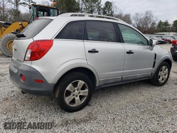 ✅ 2013 Chevrolet Captiva Sport LS • VIN: 3GNAL2EK6DS605230 • Lot: 43189055. Wystawiony na Copart z przebiegiem 129 251 mil. Bezpłatny archiwum sprzedaży aukcyjnych z USA i szczegółowy raport historii pojazdu na DreamBid. Zdjęcie 3.