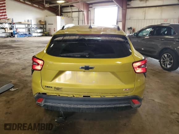 2024 Chevrolet Trax 2RS with VIN KL77LJE21RC078236, listed as a Copart auction lot 83780055 with 33,829 mi miles and Salvage title. Bid and sale history available at DreamBid. Image 6.