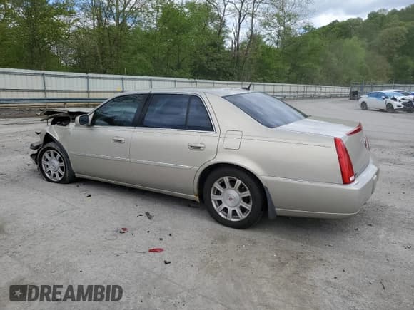 ✅ 2008 Cadillac DTS 1SA • VIN: 1G6KD57Y18U168114 • Lot: 56137385. Listed on Copart with 116,823 mi. Free auction sales archive from the USA and detailed vehicle history report at DreamBid. Image 2.
