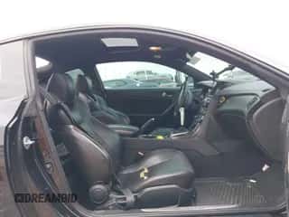 2013 Hyundai Genesis Coupe Track с VIN KMHHU6KJ3DU104816, выставлен на аукционе IAAI как лот 41339761 с пробегом 98 940 миль миль и . История ставок и продаж доступна на DreamBid. Изображение 5.