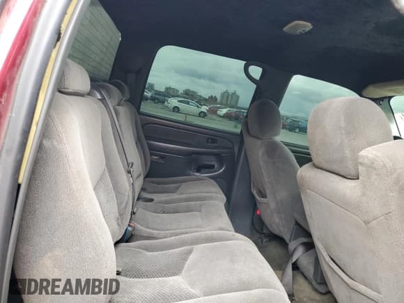 ✅ 2005 Chevrolet Silverado 1500 LS • VIN: 2GCEC13T051252318 • Лот: 74456324. Опубликован ранее на Copart с пробегом 174 984 миль. Бесплатный доступ к архиву аукционных продаж из США и подробный отчёт об истории автомобиля на DreamBid. Изображение 10.