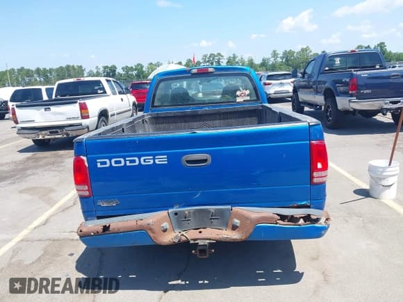 ✅ 2001 Dodge Dakota • VIN: 1B7GL22X81S136040 • Lot: 42771127. Wystawiony na IAAI z przebiegiem Nie podano. Bezpłatny archiwum sprzedaży aukcyjnych z USA i szczegółowy raport historii pojazdu na DreamBid. Zdjęcie 17.