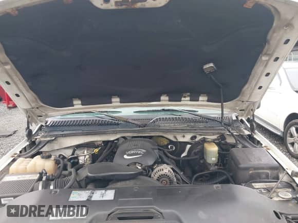 2002 Chevrolet Silverado 1500 LS with VIN 1GCEK14V52Z236850, listed as a IAAI auction lot 42245642 with 312,375 mi miles and . Bid and sale history available at DreamBid. Image 10.