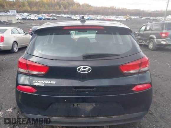 2018 Hyundai Elantra z VIN KMHH35LE9JU028402, wystawiony jako IAAI lot #43581185 z przebiegiem 134 674 mil mil oraz . Historia ofert i sprzedaży dostępna na DreamBid. Obrazek 16.