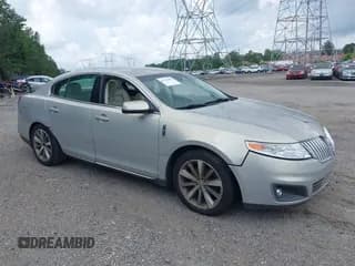 ✅ 2009 Lincoln MKS • VIN: 1LNHM93RX9G610591 • Lot: 42740886. Listed on IAAI with 184,086 mi. Free auction sales archive from the USA and detailed vehicle history report at DreamBid. Image 1.