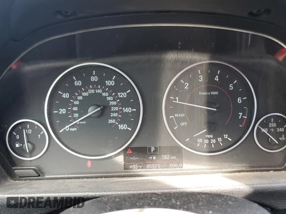 ✅ 2012 BMW 3 Series 328i • VIN: WBA3C1C5XCF433857 • Лот: 82010455. Опубликован ранее на Copart с пробегом 85 971 миль. Бесплатный доступ к архиву аукционных продаж из США и подробный отчёт об истории автомобиля на DreamBid. Изображение 9.