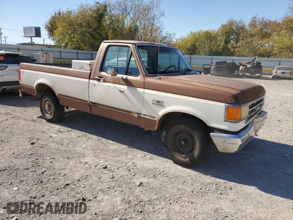 ✅ 1988 Ford F-150 • VIN: 1FTDF15Y1JPA65940 • Lot: 91714495. Wystawiony na Copart z przebiegiem 156 378 mil. Bezpłatny archiwum sprzedaży aukcyjnych z USA i szczegółowy raport historii pojazdu na DreamBid. Zdjęcie 4.