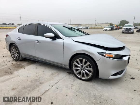 ✅ 2019 Mazda 3 Preferred • VIN: 3MZBPADL2KM109071 • Lot: 71041605. Listed on Copart with Not provided. Free auction sales archive from the USA and detailed vehicle history report at DreamBid. Image 4.