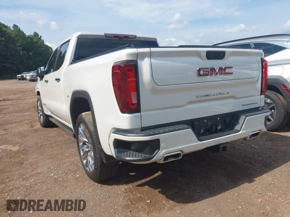 ✅ 2022 GMC Sierra 1500 • VIN: 3GTUUGET6NG585901 • Lot: 42601844. Wystawiony na IAAI z przebiegiem 57 633 mil. Bezpłatny archiwum sprzedaży aukcyjnych z USA i szczegółowy raport historii pojazdu na DreamBid. Zdjęcie 3.