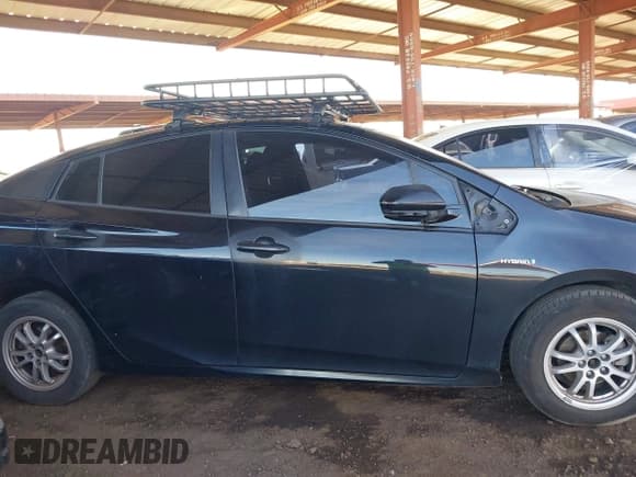 ✅ 2016 Toyota Prius Four • VIN: JTDKARFU4G3014514 • Lot: 43835366. Listed on IAAI with 322,660 mi. Free auction sales archive from the USA and detailed vehicle history report at DreamBid. Image 13.