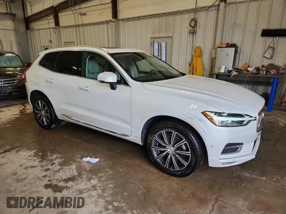 ✅ 2018 Volvo XC60 Inscription • VIN: YV4102RL8J1022303 • Lot: 69274125. Wystawiony na Copart z przebiegiem 89 687 mil. Bezpłatny archiwum sprzedaży aukcyjnych z USA i szczegółowy raport historii pojazdu na DreamBid. Zdjęcie 4.