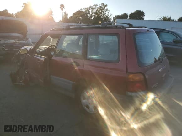 ✅ 2000 Subaru Forester L • VIN: JF1SF6354YH717831 • Lot: 75003974. Listed on Copart with Not provided. Free auction sales archive from the USA and detailed vehicle history report at DreamBid. Image 2.
