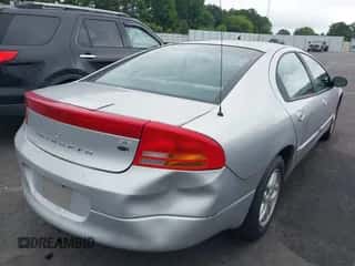 2002 Dodge Intrepid SE z VIN 2B3HD46R02H280538, wystawiony jako IAAI lot #42544861 z przebiegiem 128 466 mil mil oraz . Historia ofert i sprzedaży dostępna na DreamBid. Obrazek 4.