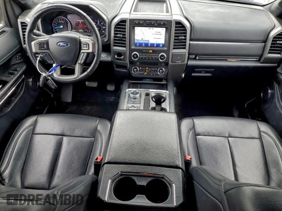 ✅ 2021 Ford Expedition XLT • VIN: 1FMJU1JT1MEA03114 • Lot: 93269355. Wystawiony na Copart z przebiegiem 50 098 mil. Bezpłatny archiwum sprzedaży aukcyjnych z USA i szczegółowy raport historii pojazdu na DreamBid. Zdjęcie 8.