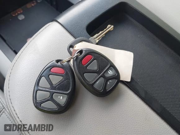 ✅ 2008 GMC Yukon SLT 4SB • VIN: 1GKFK13078J112892 • Lot: 42314120. Listed on IAAI with 226,501 mi. Free auction sales archive from the USA and detailed vehicle history report at DreamBid. Image 11.