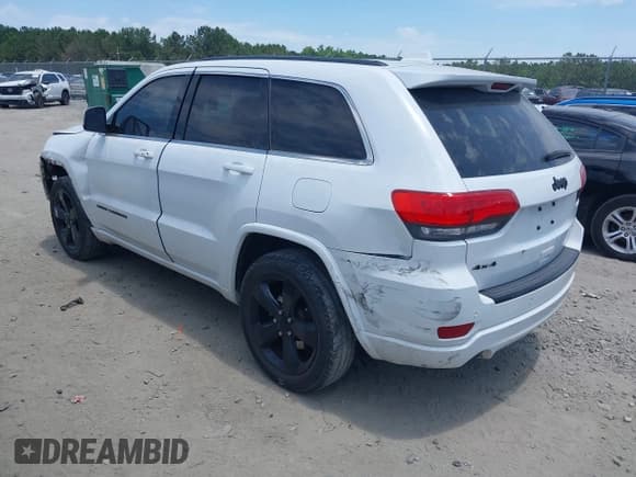 ✅ 2015 Jeep Grand Cherokee Altitude • VIN: 1C4RJFAG3FC692636 • Лот: 42335891. Опубликован ранее на IAAI с пробегом 193 742 миль. Бесплатный доступ к архиву аукционных продаж из США и подробный отчёт об истории автомобиля на DreamBid. Изображение 3.