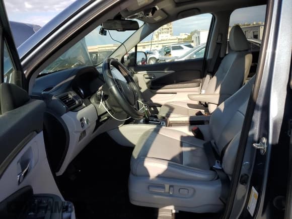 ✅ 2018 Honda Pilot EX-L • VIN: 5FNYF5H6XJB025191 • Lot: 83889884. Listed on Copart with 31,366 mi. Free auction sales archive from the USA and detailed vehicle history report at DreamBid. Image 7.