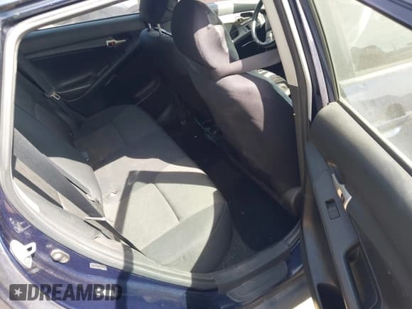 ✅ 2009 Pontiac Vibe 1SA • VIN: 5Y2SL67899Z470227 • Lot: 43122582. Wystawiony na IAAI z przebiegiem 205 975 mil. Bezpłatny archiwum sprzedaży aukcyjnych z USA i szczegółowy raport historii pojazdu na DreamBid. Zdjęcie 8.