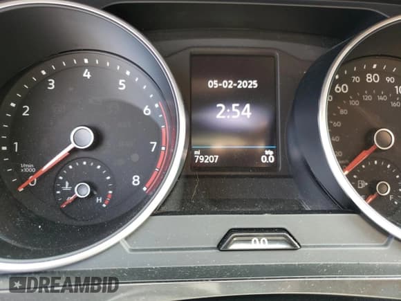 ✅ 2021 Volkswagen Tiguan SE • VIN: 3VV2B7AX2MM022030 • Lot: 53890615. Wystawiony na Copart z przebiegiem 79 207 mil. Bezpłatny archiwum sprzedaży aukcyjnych z USA i szczegółowy raport historii pojazdu na DreamBid. Zdjęcie 9.