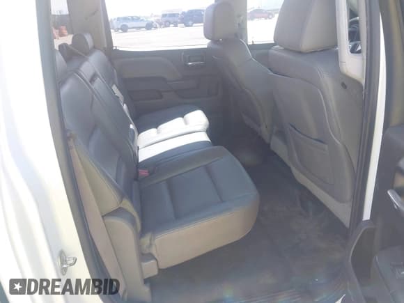 ✅ 2014 GMC Sierra 1500 • VIN: 3GTU2TEC4EG443898 • Лот: 42092835. Опубликован ранее на IAAI с пробегом 208 876 миль. Бесплатный доступ к архиву аукционных продаж из США и подробный отчёт об истории автомобиля на DreamBid. Изображение 8.