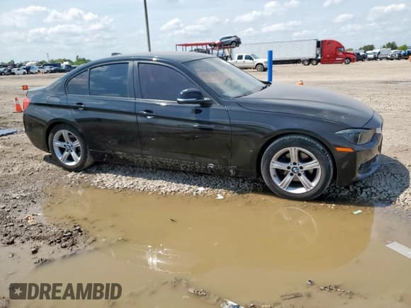 ✅ 2012 BMW 3 Series 328i • VIN: WBA3C1C5XCF430635 • Lot: 70741845. Listed on Copart with 153,786 mi. Free auction sales archive from the USA and detailed vehicle history report at DreamBid. Image 4.