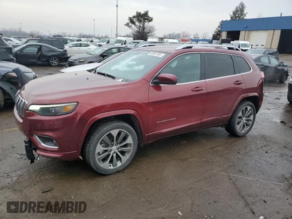 ✅ 2019 Jeep Cherokee Overland • VIN: 1C4PJMJN7KD116482 • Лот: 43687555. Опубликован ранее на Copart с пробегом 31 732 миль. Бесплатный доступ к архиву аукционных продаж из США и подробный отчёт об истории автомобиля на DreamBid. Изображение 1.