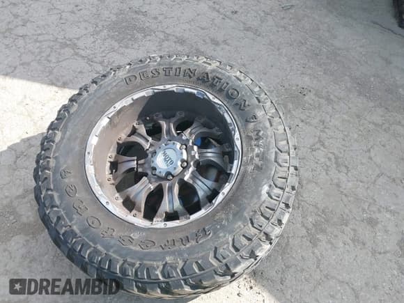 ✅ 2007 GMC Sierra 1500 • VIN: 3GTEK13Y57G553692 • Лот: 42605838. Опубликован ранее на IAAI с пробегом 221 736 миль. Бесплатный доступ к архиву аукционных продаж из США и подробный отчёт об истории автомобиля на DreamBid. Изображение 12.