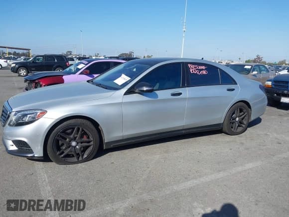 ✅ 2014 Mercedes-Benz S 550 • VIN: WDDUG8CB2EA057350 • Лот: 41718815. Опубликован ранее на IAAI с пробегом 67 137 миль. Бесплатный доступ к архиву аукционных продаж из США и подробный отчёт об истории автомобиля на DreamBid. Изображение 14.