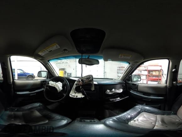 ✅ 2003 Dodge Durango R/T • VIN: 1D4HS78Z63F517185 • Lot: 41764051. Wystawiony na IAAI z przebiegiem 228 150 mil. Bezpłatny archiwum sprzedaży aukcyjnych z USA i szczegółowy raport historii pojazdu na DreamBid. Zdjęcie 18.