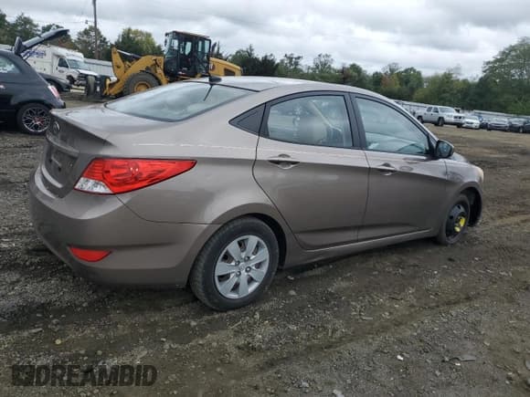 ✅ 2013 Hyundai Accent GLS • VIN: KMHCT4AE5DU563187 • Lot: 73737274. Wystawiony na Copart z przebiegiem 244 250 mil. Bezpłatny archiwum sprzedaży aukcyjnych z USA i szczegółowy raport historii pojazdu na DreamBid. Zdjęcie 3.