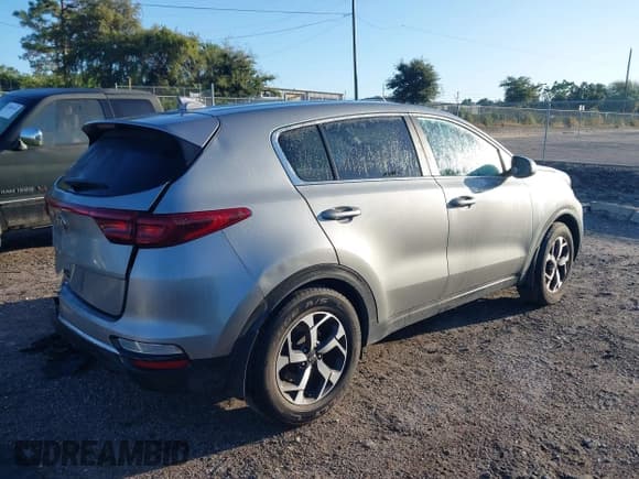 ✅ 2021 Kia Sportage LX • VIN: KNDPM3AC4M7939114 • Lot: 43489494. Listed on IAAI with 130,312 mi. Free auction sales archive from the USA and detailed vehicle history report at DreamBid. Image 4.