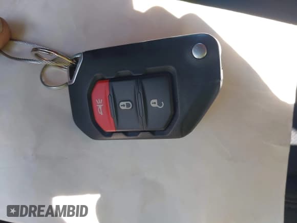 ✅ 2022 Jeep Wrangler Unlimited Sport S • VIN: 1C4HJXDG8NW259579 • Lot: 42974393. Wystawiony na IAAI z przebiegiem 55 553 mil. Bezpłatny archiwum sprzedaży aukcyjnych z USA i szczegółowy raport historii pojazdu na DreamBid. Zdjęcie 11.