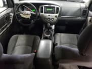 ✅ 2006 Mazda Tribute i • VIN: 4F2YZ02Z86KM13043 • Лот: 44127915. Опубликован ранее на Copart с пробегом 113 446 миль. Бесплатный доступ к архиву аукционных продаж из США и подробный отчёт об истории автомобиля на DreamBid. Изображение 8.
