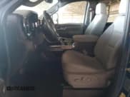 ✅ 2024 Chevrolet Silverado 1500 • VIN: 2GC4WPE74R1148801 • Лот: 91170115. Опубликован ранее на Copart с пробегом 17 885 миль. Бесплатный доступ к архиву аукционных продаж из США и подробный отчёт об истории автомобиля на DreamBid. Изображение 7.