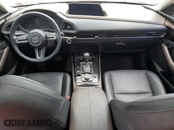 ✅ 2022 Mazda CX-30 Premium Plus • VIN: 3MVDMBEYXNM459264 • Lot: 64426684. Wystawiony na Copart z przebiegiem 32 887 mil. Bezpłatny archiwum sprzedaży aukcyjnych z USA i szczegółowy raport historii pojazdu na DreamBid. Zdjęcie 8.