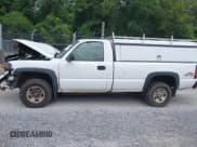 ✅ 2007 GMC Sierra 2500HD Work Truck • VIN: 1GTHK24DX7E179795 • Lot: 42764565. Wystawiony na IAAI z przebiegiem 337 205 mil. Bezpłatny archiwum sprzedaży aukcyjnych z USA i szczegółowy raport historii pojazdu na DreamBid. Zdjęcie 14.