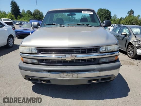 ✅ 2000 Chevrolet Silverado 1500 • VIN: 1GCEK14W5YZ305361 • Lot: 63910894. Listed on Copart with Not provided. Free auction sales archive from the USA and detailed vehicle history report at DreamBid. Image 5.