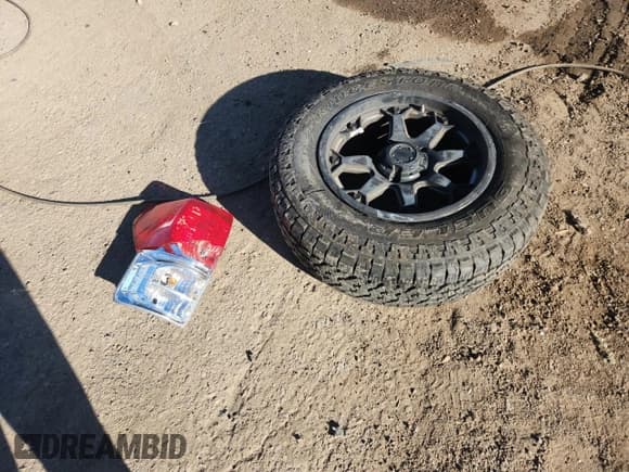 ✅ 2013 Toyota Tundra • VIN: 5TFDM5F1XDX047259 • Lot: 83755015. Wystawiony na Copart z przebiegiem 89 725 mil. Bezpłatny archiwum sprzedaży aukcyjnych z USA i szczegółowy raport historii pojazdu na DreamBid. Zdjęcie 12.